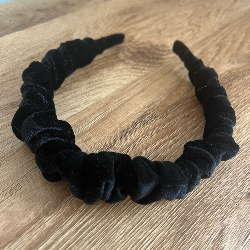 1pc Velvet Ruched Headband‎ Trendy Scrunchies Women Hair